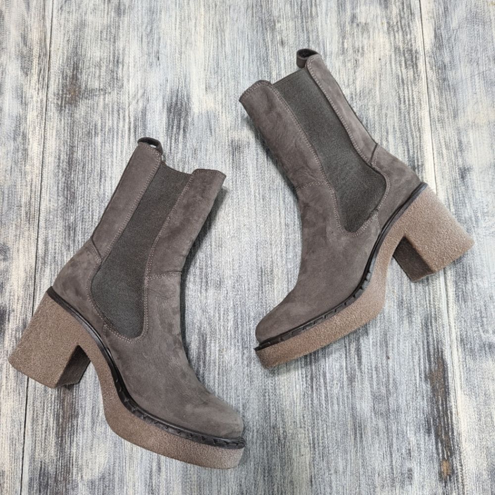 Bueno The Hart heeled leather boot size 38 EU 7.5 US